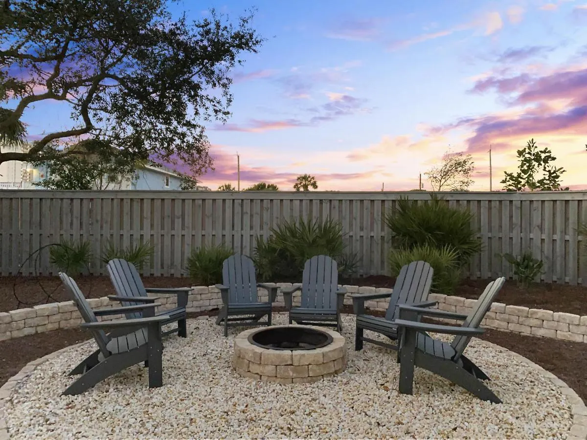 Bid-A-Wee Beach Bungalow Home Panama City Beach 0*,  United States